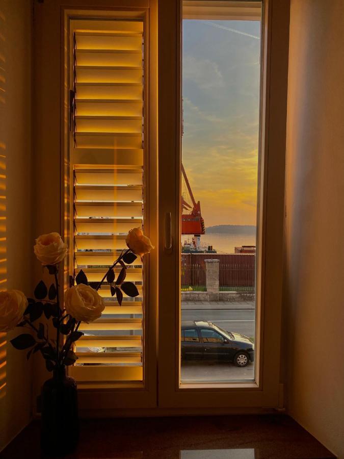 Apartment Augusto - Sea View Pula Zewnętrze zdjęcie