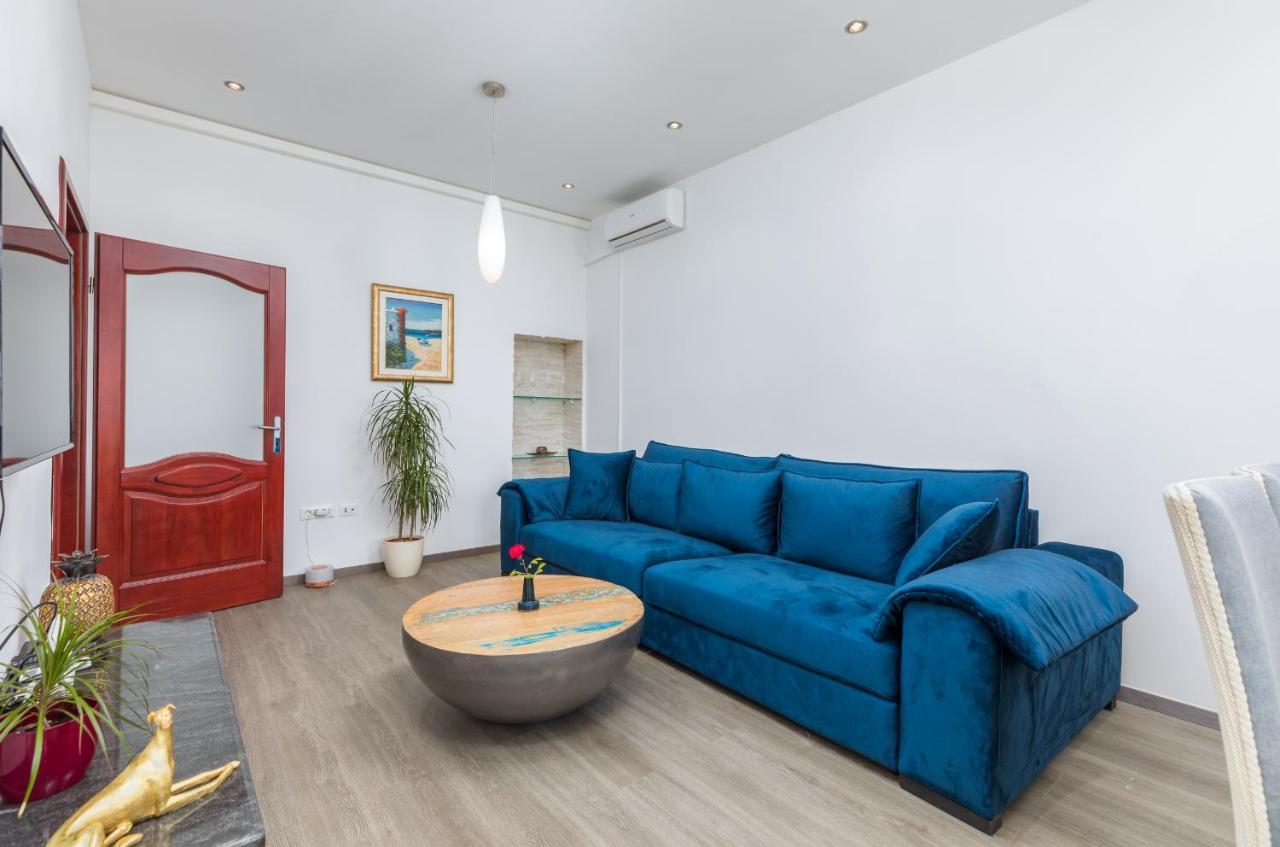 Apartment Augusto - Sea View Pula Zewnętrze zdjęcie