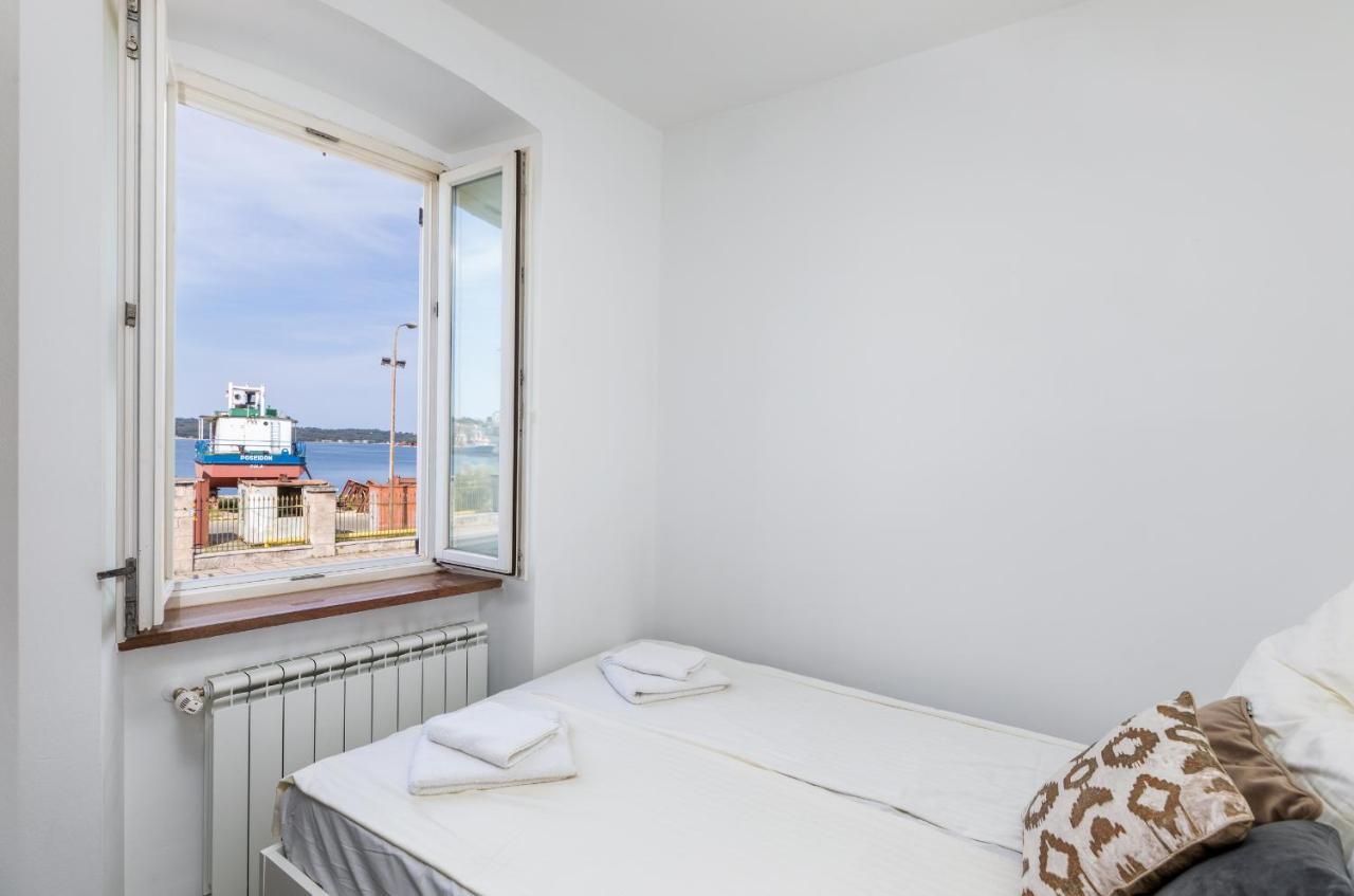 Apartment Augusto - Sea View Pula Zewnętrze zdjęcie